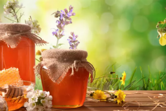 10 cele mai cunoscute tipuri de miere și beneficiile lor