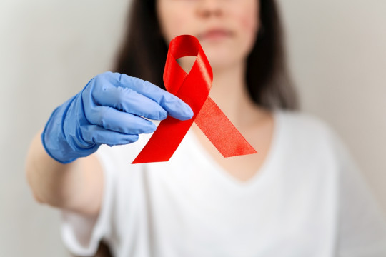 Reușită în lumea medicală: prima femeie din lume care s-a vindecat de HIV