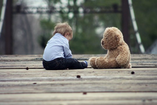Psiholog despre părinții toxici: Pot distruge viețile copiilor prin comportamentul lor