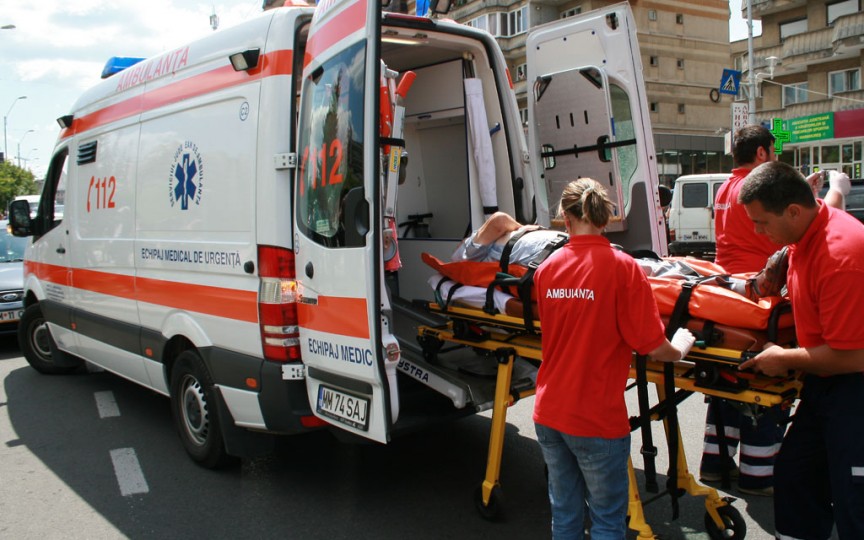 O zi din viața unui medic de pe ambulanță la Telenești: fără condiții de muncă și fără pauze