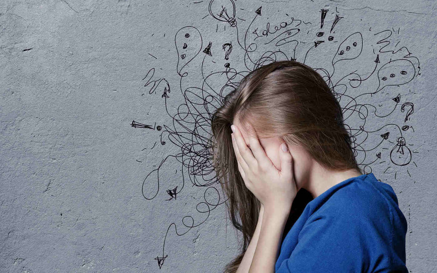 Psihoterapeut: Cum abordăm anxietatea prelungită?