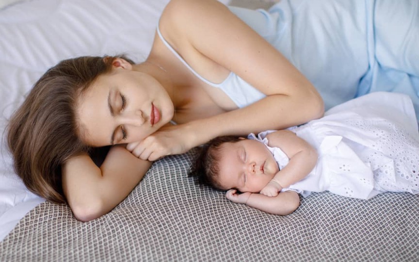 Soluția naturală și foarte eficientă pentru a elimina colicile la bebeluș