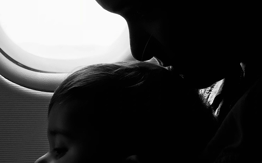 Sindromul mamei perfecte – cea mai mare minciună a parentingului modern