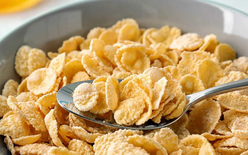 Cerealele pentru copii conțin tot mai mult zahăr și grăsimi – ce spun experții
