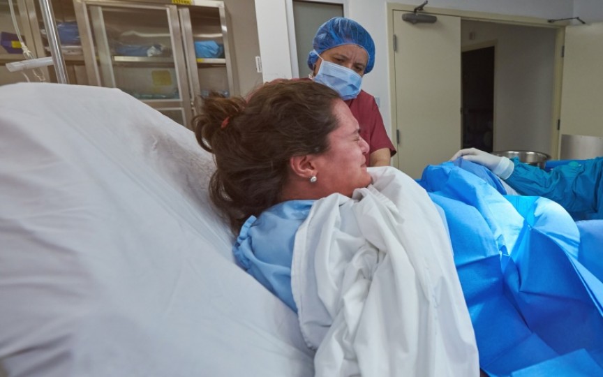 Naștere naturală fără anestezie: Medicul a spus că nașterea naturală e un chin absurd