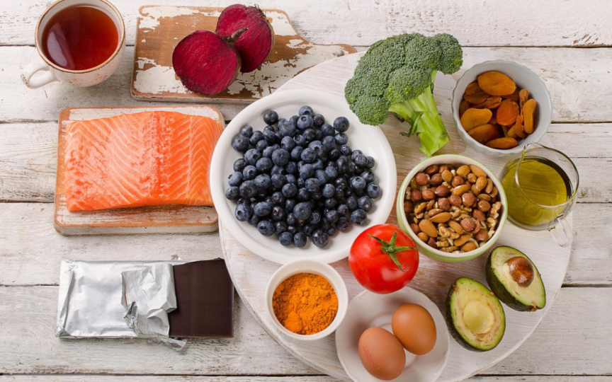 Super-alimente antiinflamatorii și sănătoase pentru creier