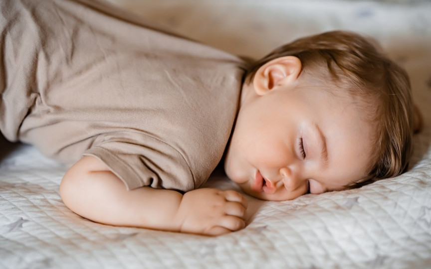 Cum influențează somnul dezvoltarea creierului copilului tău