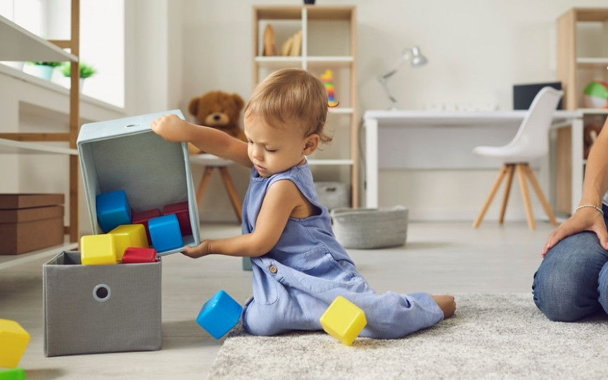6 lucruri pe care copilul de doi ani le poate face singur, fără a avea nevoie de ajutorul adulților