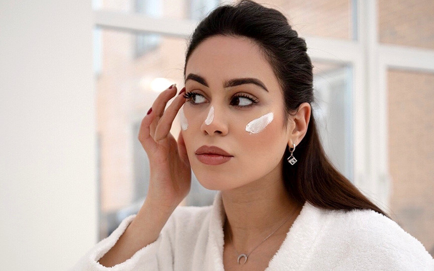 Cum să faci un peeling eficient acasă: ghid complet pentru o piele sănătoasă și strălucitoare