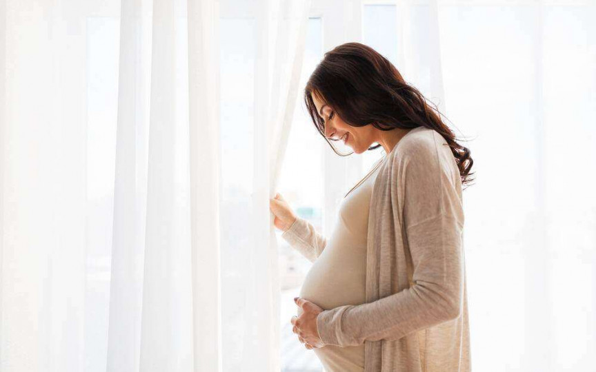 Top 7 întrebări despre mișcările bebelușului în sarcină – răspunde medicul obstetrician-ginecolog