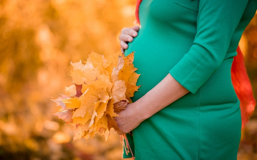 5 motive pentru care toamna este anotimpul perfect pentru a fi însărcinată