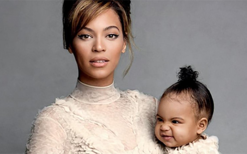 Beyonce a publicat imagini noi cu fiica sa