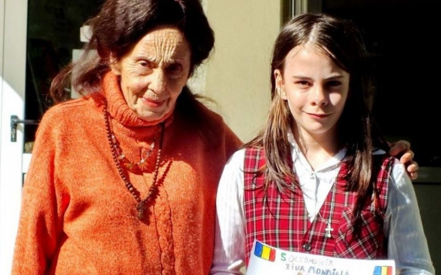 Cum arată azi fata Adrianei Iliescu, românca devenită mamă la 67 de ani. Eliza e șefă de promoție și vrea să facă două facultăți