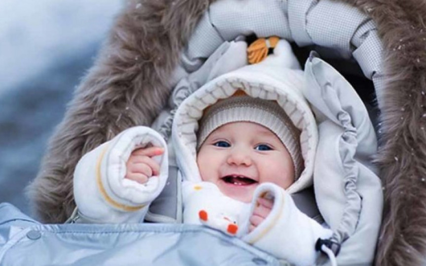 5 sfaturi de care să ții cont, pentru a-ți îngriji nou-născutul în anotimpul rece