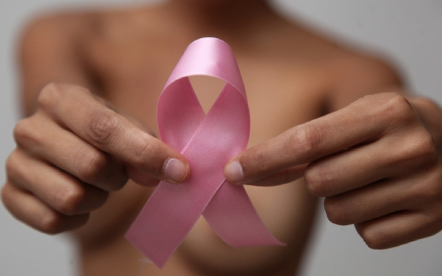 Peste 1000 de femei au fost diagnosticate cu cancer mamar în 2021! Octombrie este luna de conștientizare