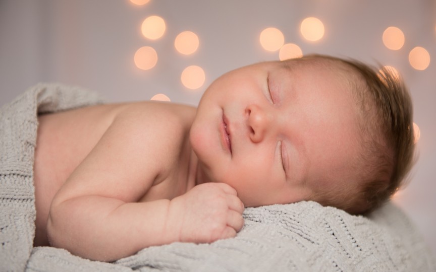 Metoda simplă și verificată pentru a adormi bebelușul foarte ușor