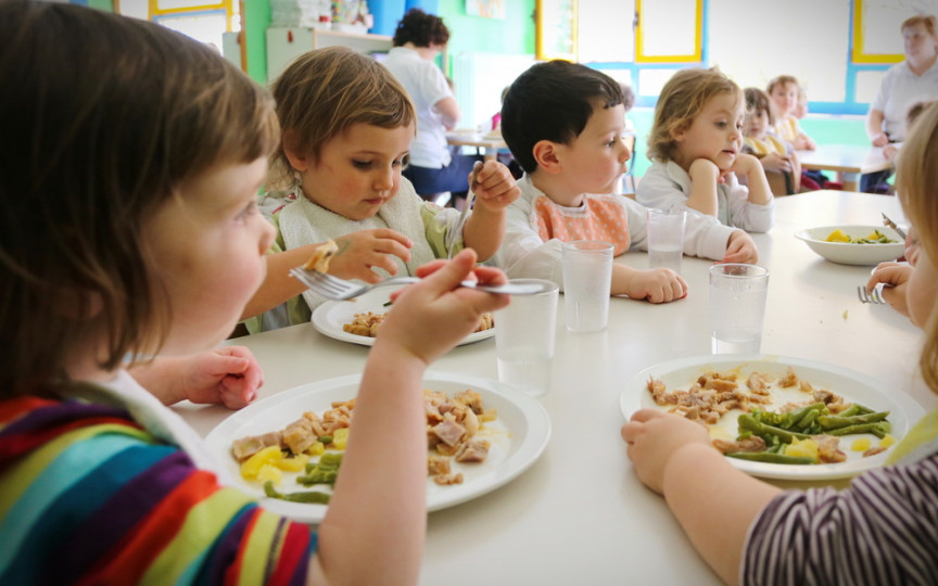 Ce conține noul meniu de vară-toamnă pentru copiii din grădinițele din Chișinău