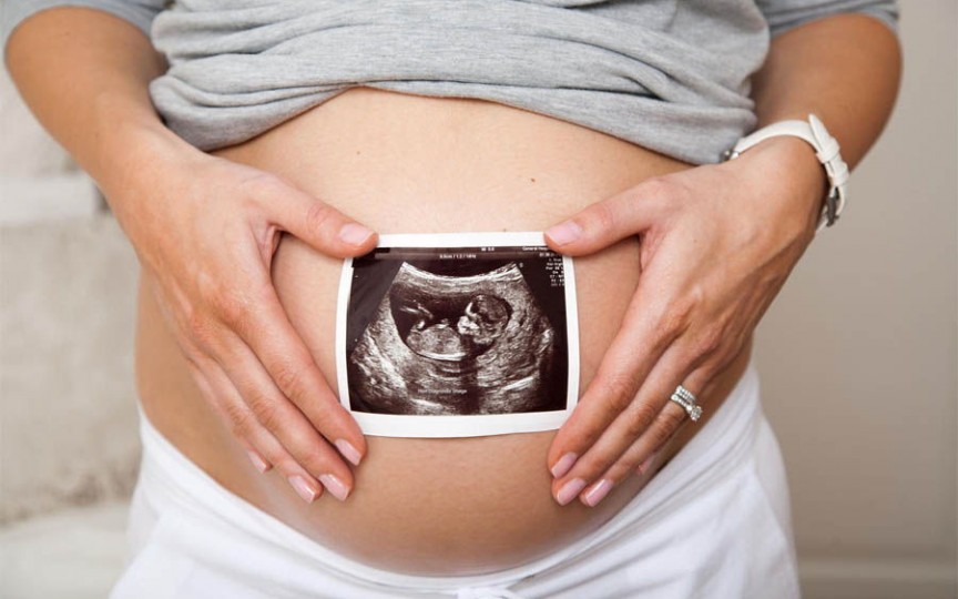 Cu ce regularitate trebuie făcută ultrasonografia în sarcină și poartă vreun pericol? Opinia medicului obstetrician-ginecolog