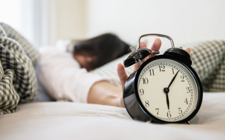 Mai mult somn contribuie la scăderea în greutate. Câte ore trebuie să ne odihnim pentru a nu ne îngrășa