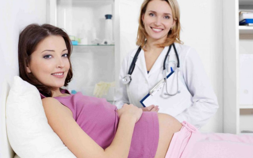 20 de femei au început procedurile gratuite de fertilizare in vitro. Una deja e însărcinată