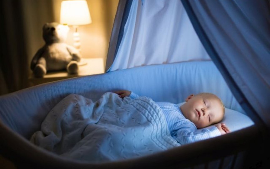 Mituri comune despre somnul bebelușului