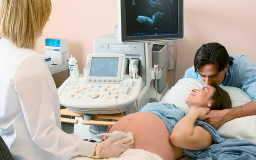 ECOGRAFIA în timpul sarcinii: când, de ce, unde?