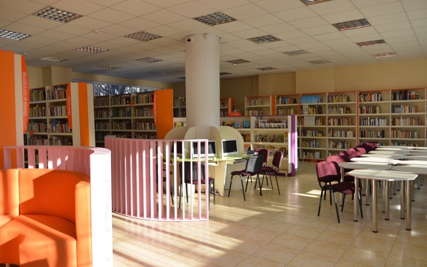 Asta da bibliotecă: Biblioteca Târgovişte a fost redeschisă!