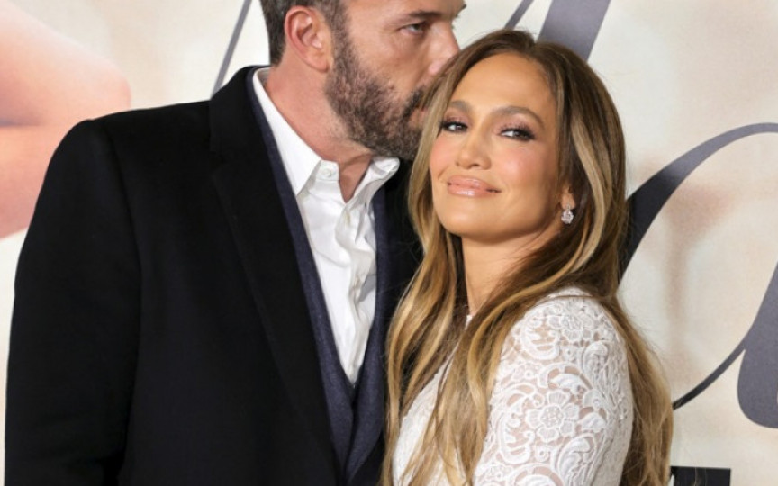 J. Lo și Ben Affleck au început să vândă de prin casă! Vor să scape cât mai repede unul de celălalt