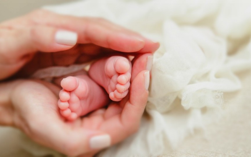 Medic ginecolog despre un caz șocant: Pacienta nu a efectuat ecografiile morfologice, iar bebelușul născut nu avea nici creier, nici craniu