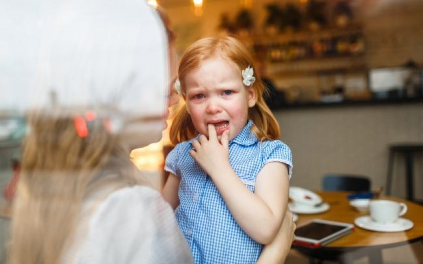 Expert în parenting: 4 expresii pe care părinții nu ar trebui să le spună copiilor