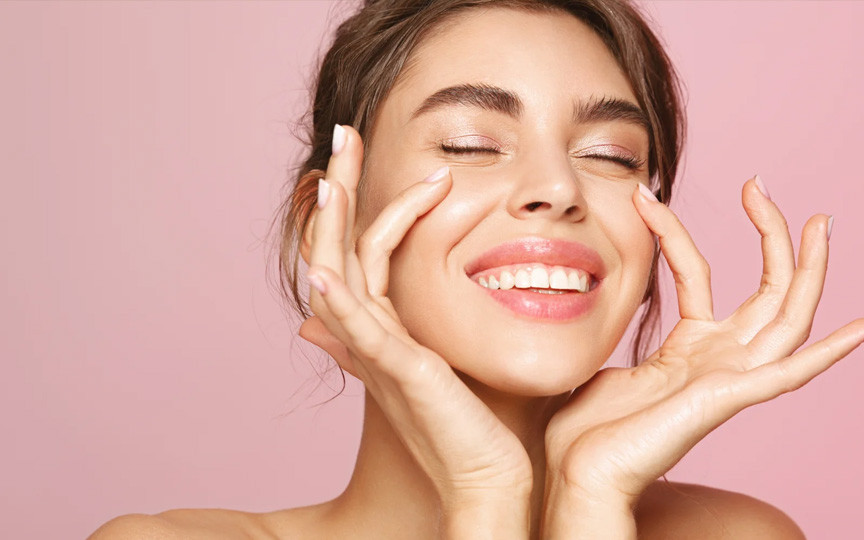 Machiiaj rezistent la căldură: Trucuri pentru un look impecabil vara