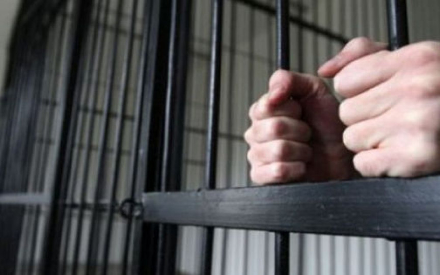 Un bărbat, condamnat la 14 ani de închisoare pentru că și-a ucis în bătaie concubina