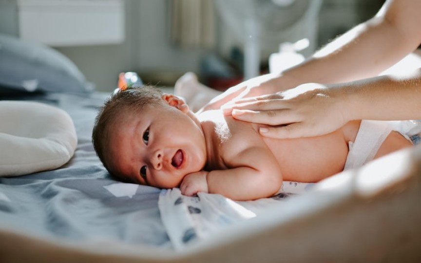 Semnal de alarmă din partea unui medic: Uleiurile esenţiale nu se folosesc la nou-născuţi, nu se înghit și nu se inhalează!
