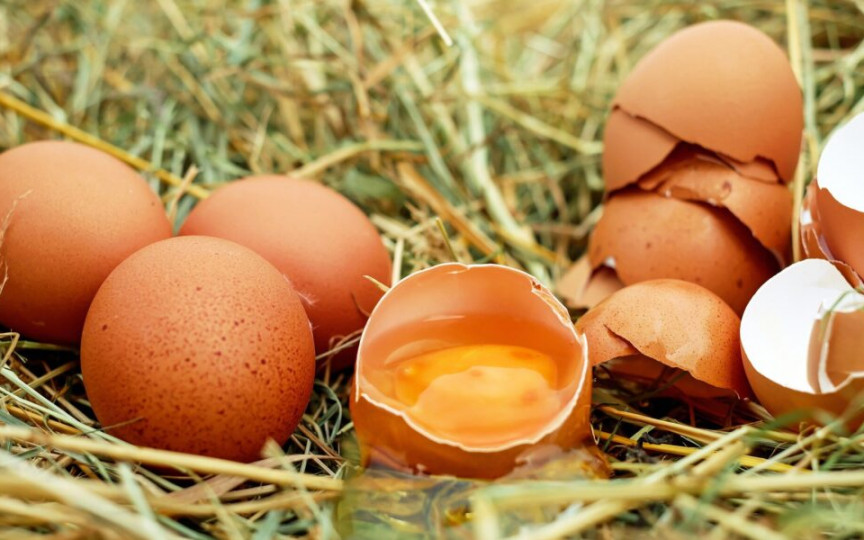 Știai că ouăle crude pot reduce riscul de cancer?