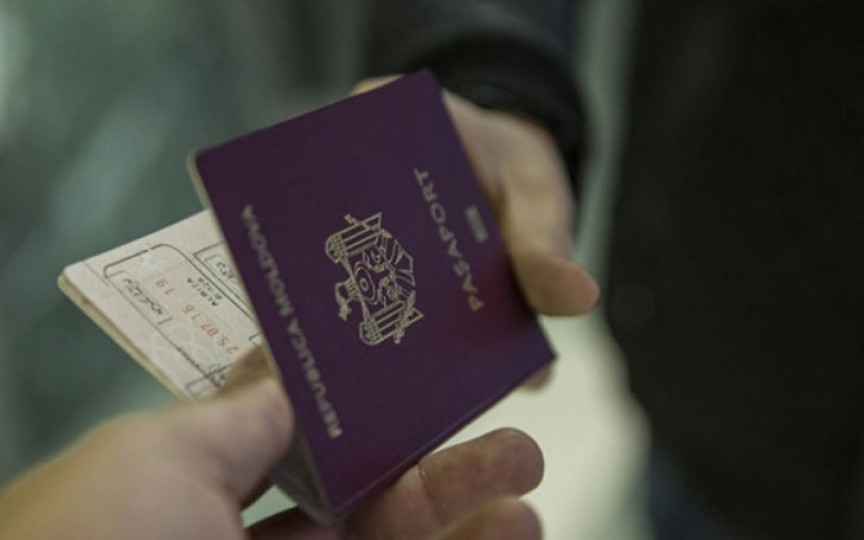 Pașaportul moldovenesc de tip nou va avea 45 de elemente de securitate