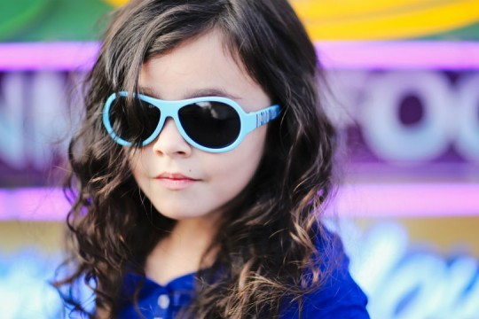 Cum alegem ochelarii de soare pentru copii