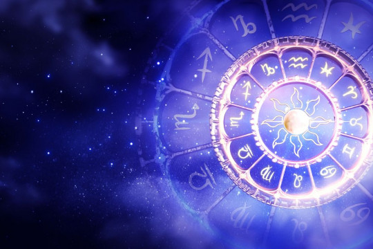 Destin norocos, bani, vacanțe și o nouă iubire pentru 4 zodii din horoscop. Viața lor se va schimba după Perseide