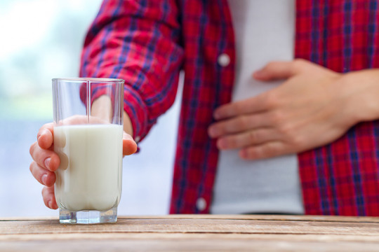 Intoleranța la lactoză: 4 recomandări practice de la Mihaela Bilic pentru a tolera laptele