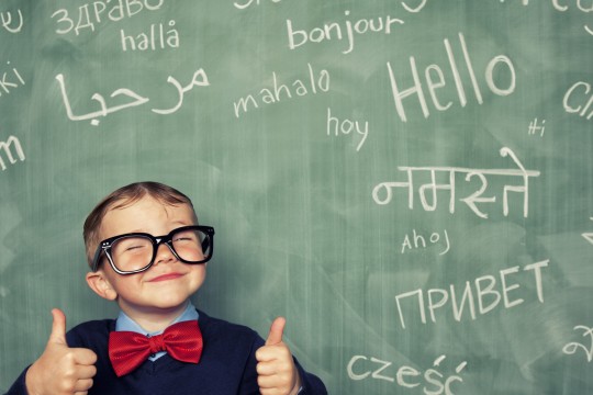 Când şi cum trebuie să înceapă copilul să înveţe o limbă străină