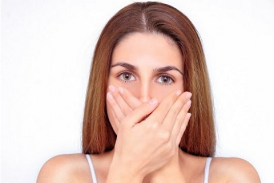 Cum „miroase” corpul când ai deficit de vitamine?