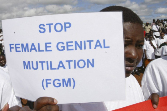 200 milioane de femei supuse mutilării genitale feminine