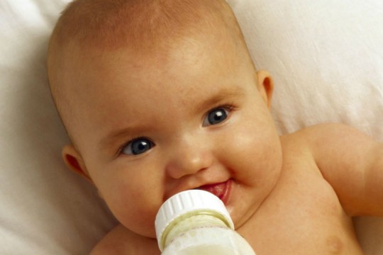 Știi care este cel mai benefic lapte pentru bebeluș după cel matern?