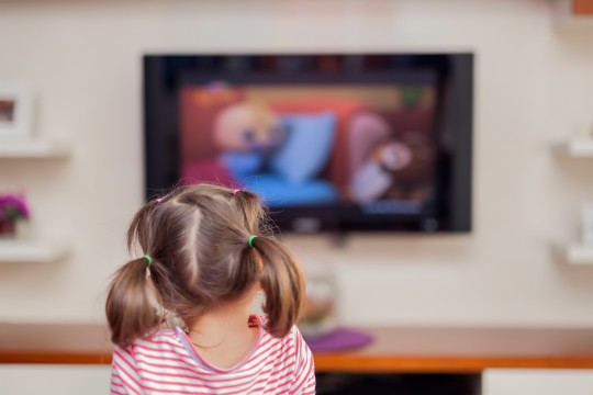 La o grădiniță din capitală părinții sunt obligați să cumpere televizoare în grupe