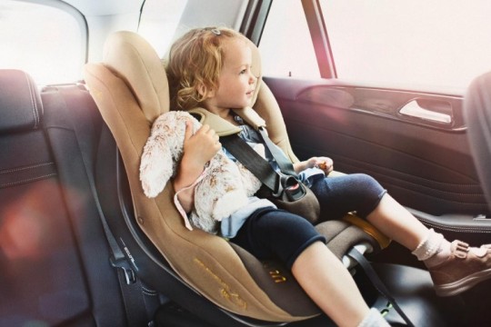 Scaunul auto second-hand PERICULOS pentru siguranța copilului tău