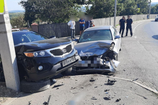 Accident frontal pe traseul Orhei-Telenești. Două șoferițe au ajuns la spital