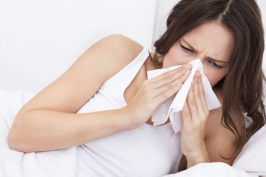 5 soluții naturale de desfundare a nasului când ai răcit