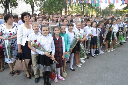 Vezi cum a fost ziua de 1 septembrie în Moldova