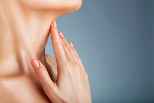Nodulii glandei tiroide – informații utile de la medic chirurg