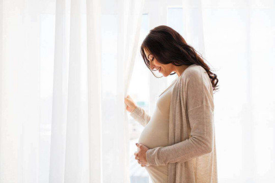 Top 7 întrebări despre mișcările bebelușului în sarcină – răspunde medicul obstetrician-ginecolog