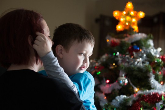 Au organizat în avans un ultim Crăciun pentru un copil bolnav de cancer